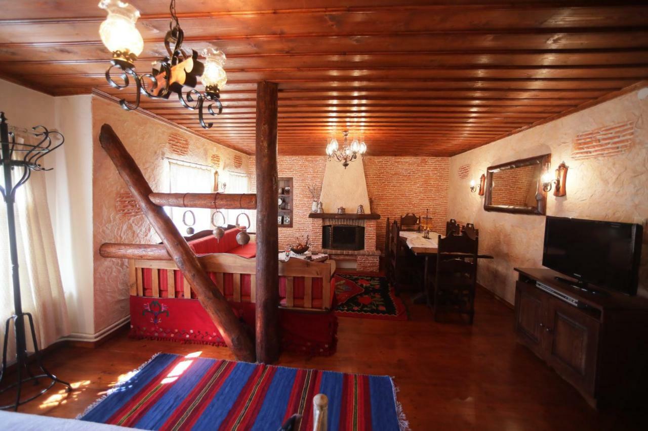 Dora'S House At Agios Germanos Prespes Guest House Exterior photo
